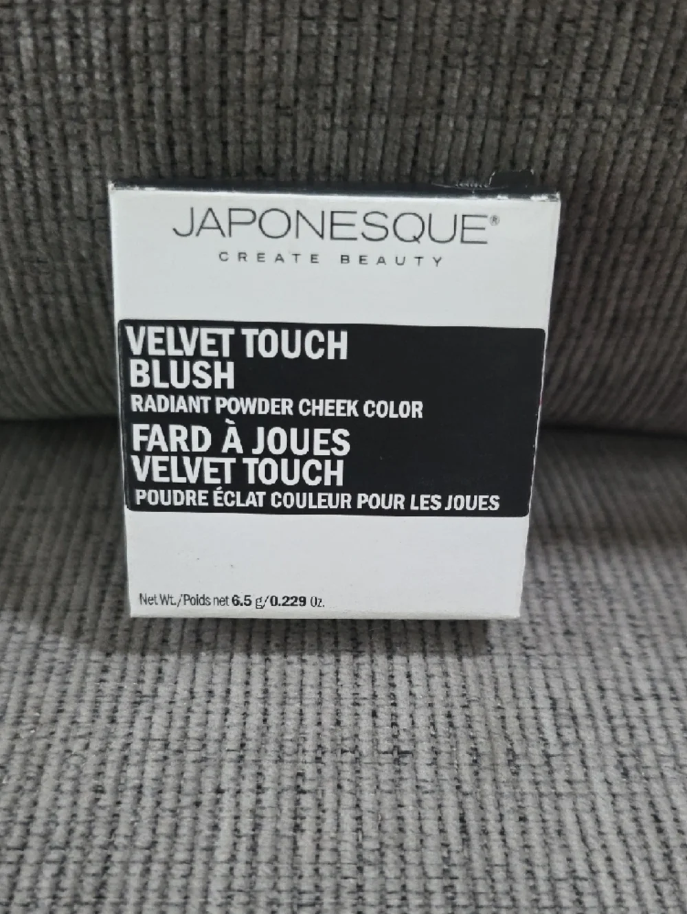 Japonesque Velvet Touch Blush, New, Shade #4, 6.5g.